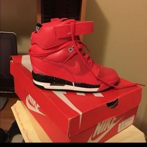 Red Nike Wedge